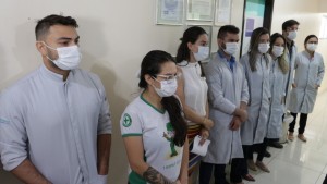 Alguns dos profissionais da Maternidade que foram vacinados no primeiro dia de imunização