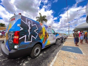 A nova ambulância foi adquirida por R$ 240 mil  com recursos da emenda do deputado Jeová Campos