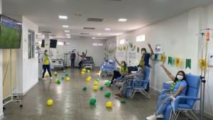 Olha a animação na sala de infusão