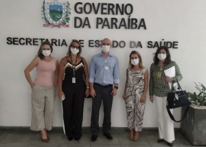 A equipe do projeto durante visita a sede da SES em João Pessoa