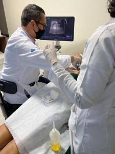 A realização de biópsias é um dos serviços à disposição dos pacientes do Hospital do Bem