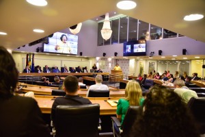 A sessão foi bastante prestigiada