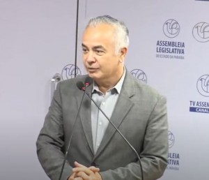 Defensor Público, Gerardo Rabello
