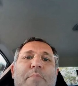 O Delegado André Luís Rabelo de Vasconcelos, não pôde estar presenta à solenidade, mas fez uma transmissão de vídeo