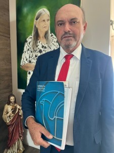 Deputado Jeová Campos fez uma homenagem a mãe, Maria Campos
