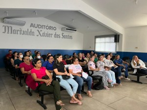 Profissionais da Enfermagem durante a capacitação