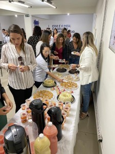 O coffe break foi servido após a palestra